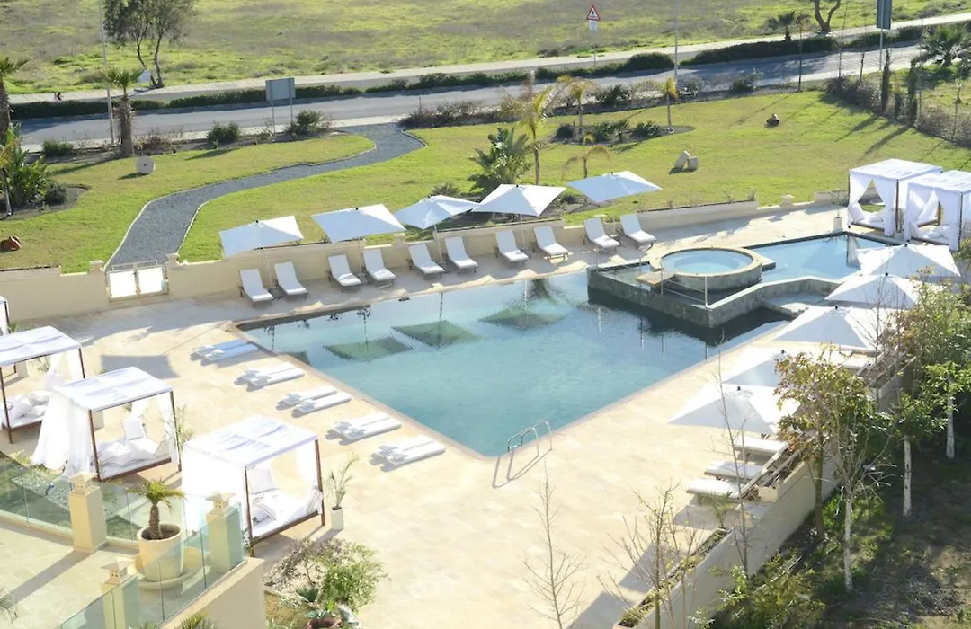 E-Hotel Larnaca Resort & Spa-1
