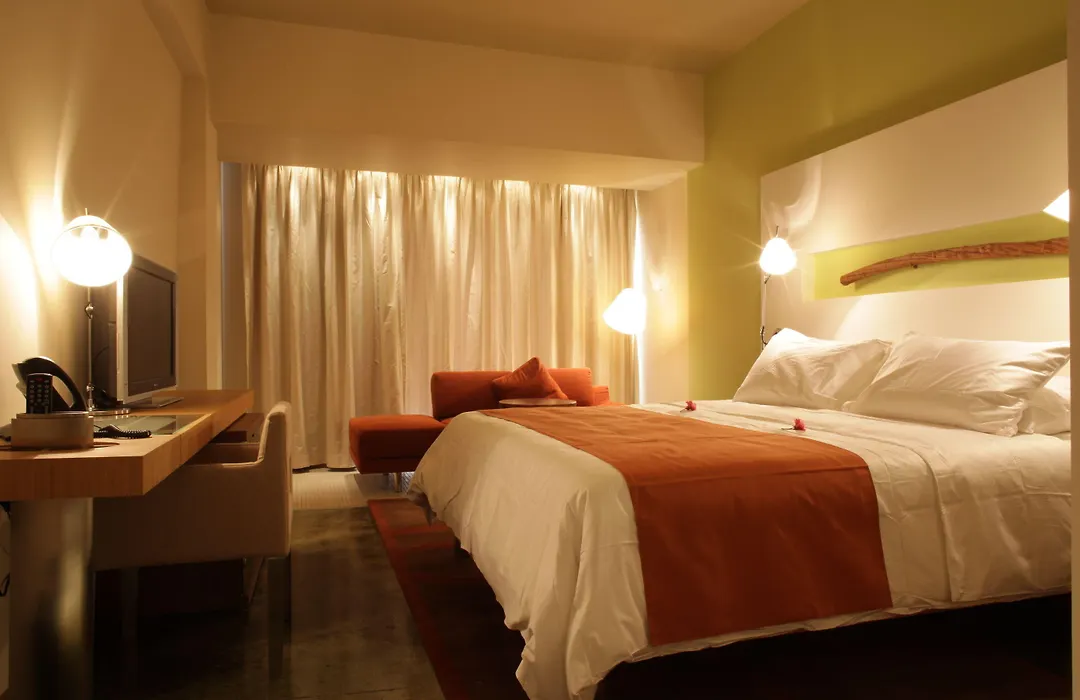 E-Hotel Larnaca Resort & Spa-1